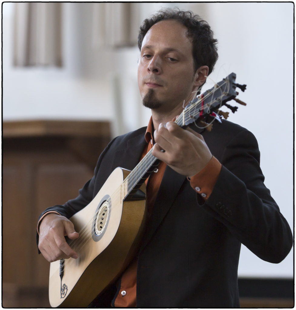 Izhar Elias in Ossendrecht @ kapel van de Volksabdij | Ossendrecht | Noord-Brabant | Nederland